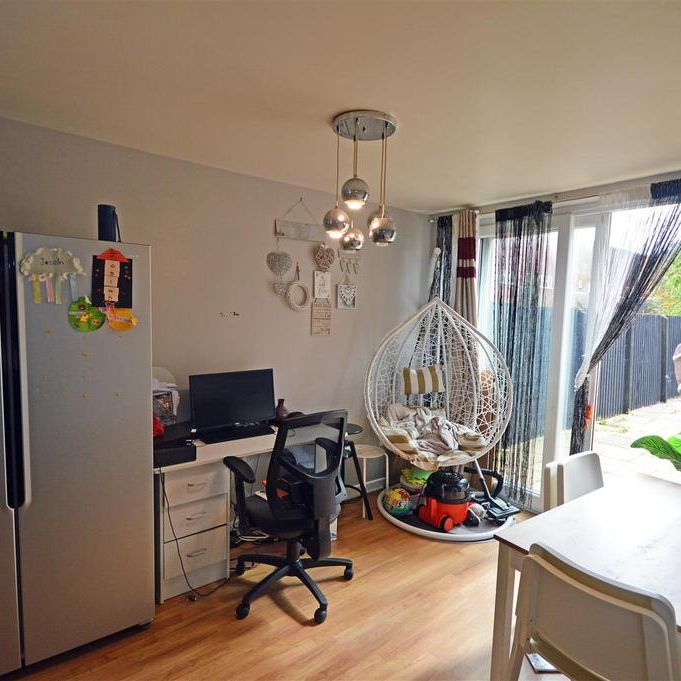 3 bedroom house to rent - Photo 1