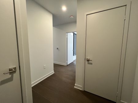 For Lease - 2920 Highway 7 Road Unit# 405, Vaughan, Ontario - Photo 3