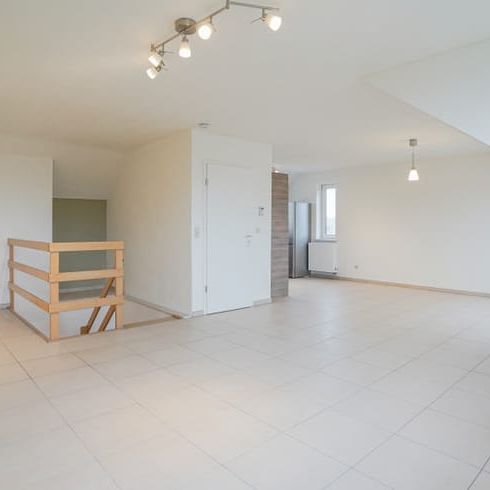 Appartement te huur - Photo 1