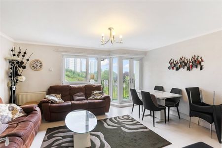 3 Bed Flat, Mossview Quadrant, G52 - Photo 3