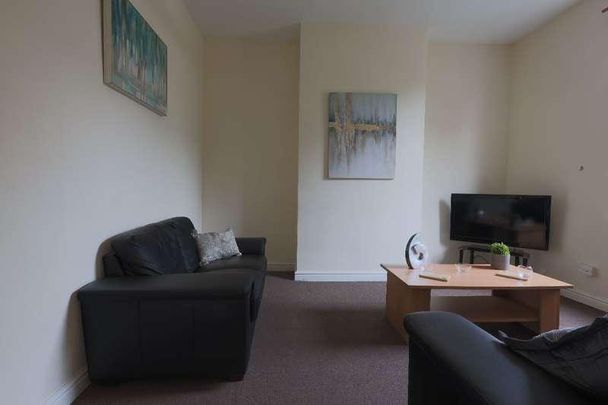Broomspring Lane, S10 - Photo 1