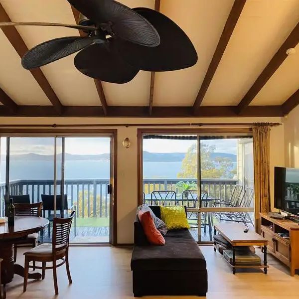 “Executive Family Residence With Sweeping Water and Bush Views!” - Photo 1