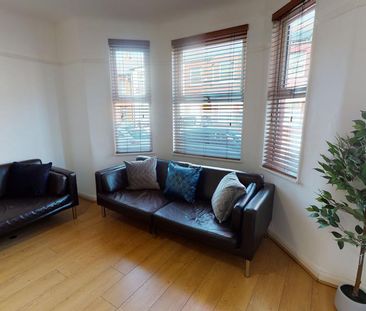 5 bedroom house to rent - Photo 1