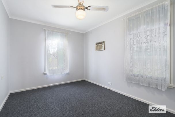 558 Green Place - Photo 1