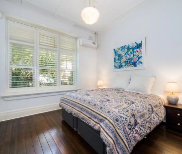 Lifestyle Location with both the classic and contemporary in mind. - Photo 2