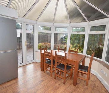 Beswick Avenue, Ensbury, BH10 - Photo 4