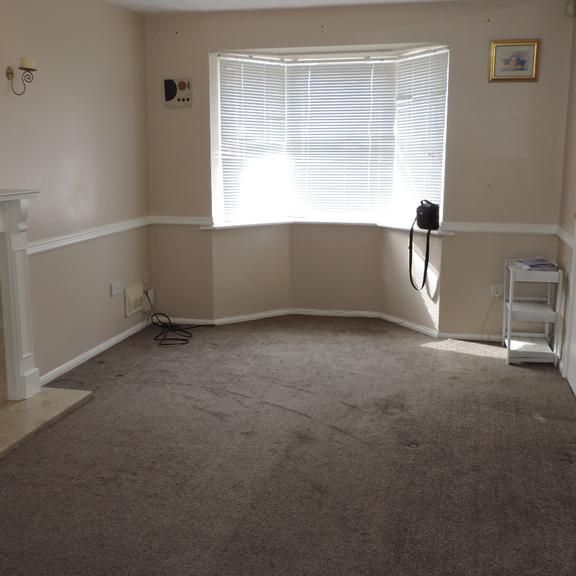 3 bedroom end of terrace house to rent - Photo 1