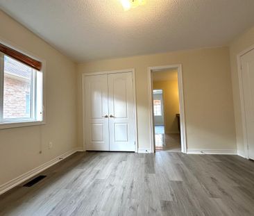 For Lease - 1171 Mctavish Drive, Newmarket, Ontario - Photo 4