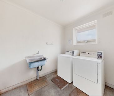 GREAT VALUE BAYSIDE - Photo 6