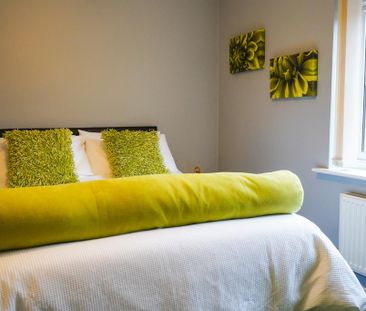 3 bedroom terraced house to rent - Photo 4