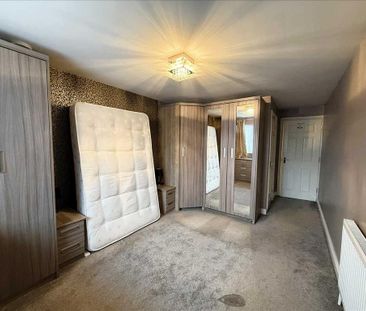 5 bedroom semi-detached house to rent - Photo 4