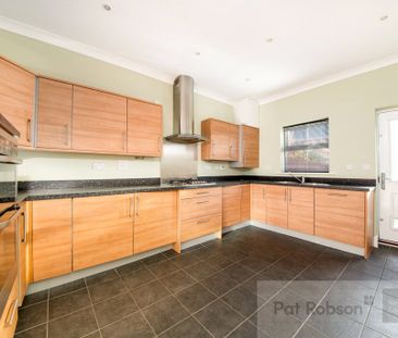 Featherstone Grove, Gosforth - Photo 5