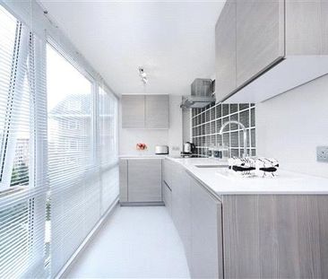 3 bedroom apartment to rent - Photo 1