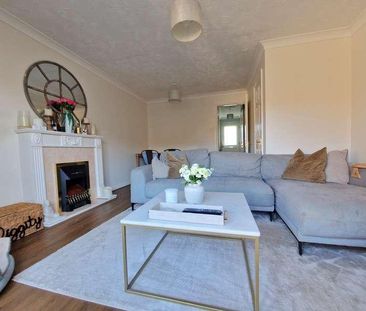 Spitfire Way, Hamble, Southampton, Hampshire, SO31 - Photo 3