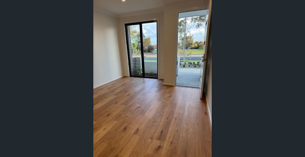 Prime Location - Photo 1