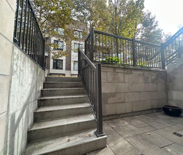 For Lease - 8 Drummond Street Unit# 418, Toronto, Ontario - Photo 4