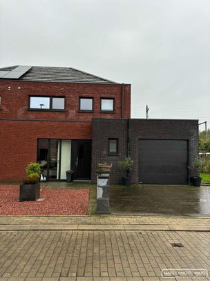 energiezuinig huis te huur met 3 slaapkamers met tuin en garage - Foto 1