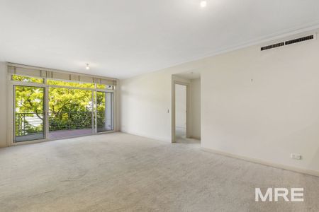 29/85 Alexandra Avenue, South Yarra - Photo 2
