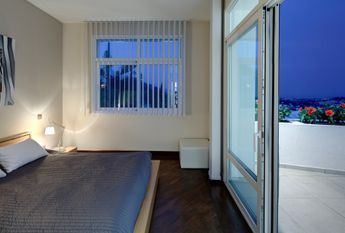 Villa with Sea Views for Rent in La Quinta Golf