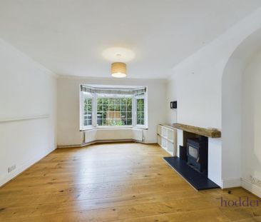 4 bedroom semi-detached house to rent - Photo 1