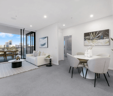 One The Waterfront - Modern two bedroom apartment with park views - Photo 1