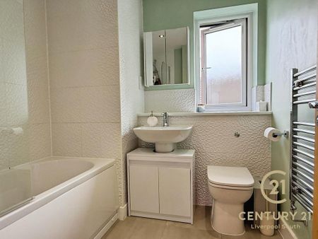 3 bedroom semi-detached house to rent - Photo 3