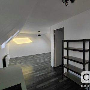 Location Appartement 1 pièce 17m² - Photo 2