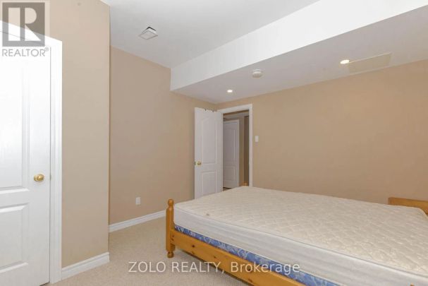 2257 MANOR HILL DRIVE N - Photo 1