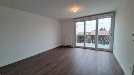 location Appartement T2 DE 41.64m² À ATHIS MONS - Photo 4