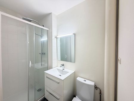 Location Appartement 1 pièce 30m² - Photo 5