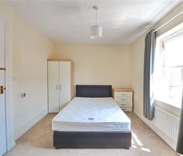 5 bedroom end of terrace house to rent - Photo 5