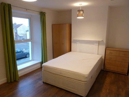 4 bedroom house to rent - Photo 2