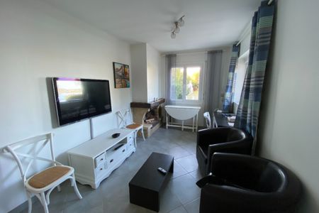 MARTIGUES - Maison meublée type 3 - Photo 2