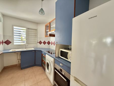 Location Appartement 2 pièces 45m² LE GOSIER 97190 - Photo 3
