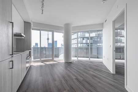 For Lease - 138 Downes Street Unit# 6811, Toronto, Ontario - Photo 3