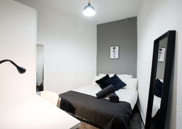 Costanilla de los Ángeles, Madrid, Community of Madrid 28013