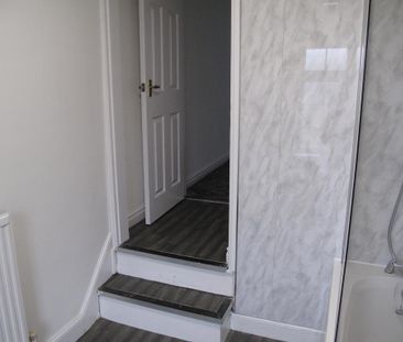 2 bedroom terraced house to rent - Photo 6