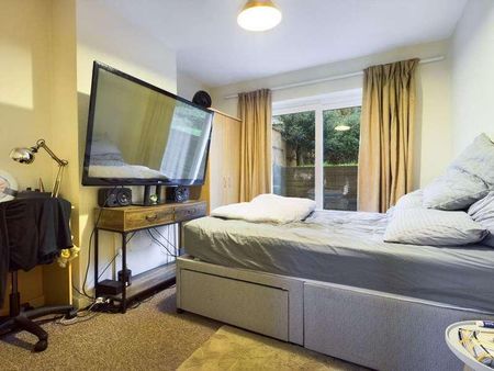 Halland Road, Brighton, BN2 - Photo 3