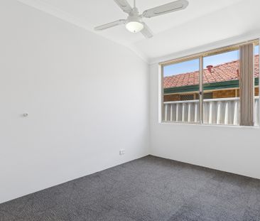 Your Private Oasis – 4-Bedroom Family Home with Stunning Pool! - Photo 4