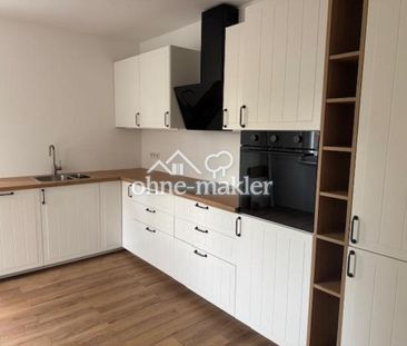 Erstbezug: moderne Stadtvilla mit geh. Innenausstattung und EBK in ... - Photo 2