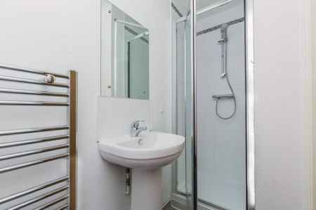 Guildhall Walk, Southsea - Photo 4