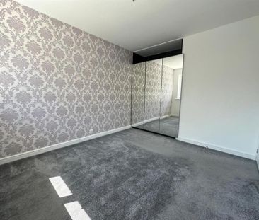 Stockwell Avenue, Brierley Hill - Photo 2