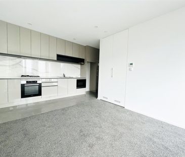 1702/560 Lonsdale Street - Photo 2