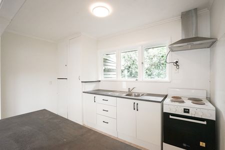 Fresh, Bright & Convenient Living - Photo 2