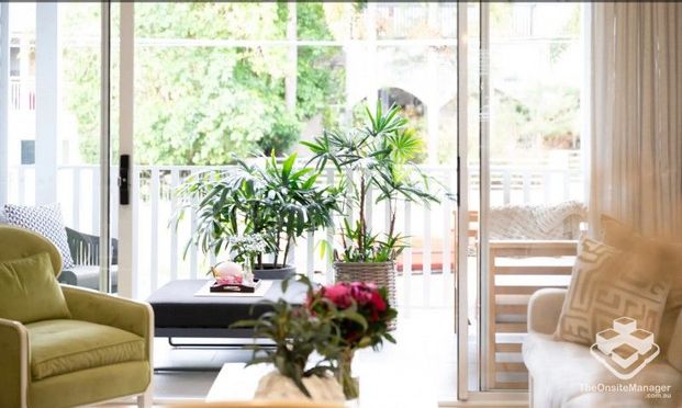 Designer excellence, Perfect Location - Photo 1