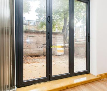 3 bedroom flat to rent - Photo 2