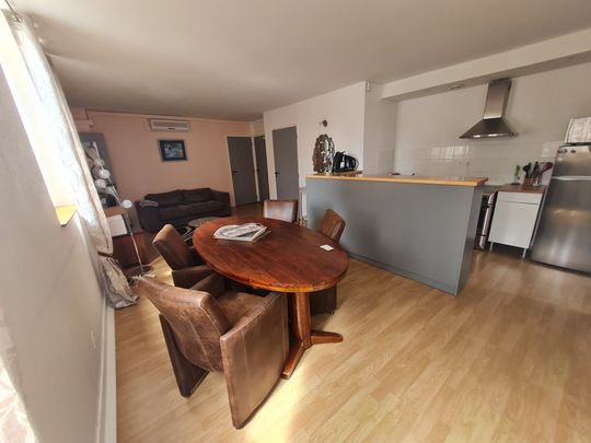 Location Appartement 3 pièces 73m² ANGOULEME 16000 - Photo 1