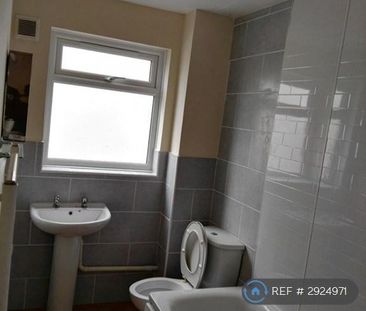 4 bedroom detached house to rent - Photo 5