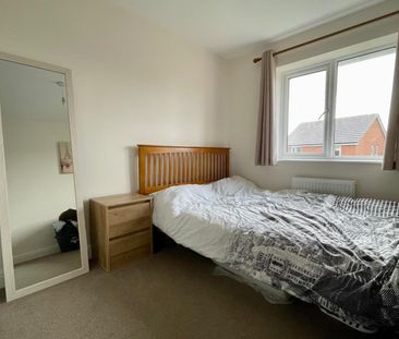 4 bedroom House To Let - Photo 3