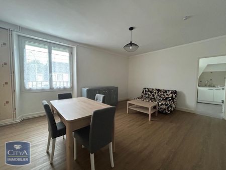 Location Appartement 2 pièces 64m² CHATEAUROUX 36000 - Photo 2